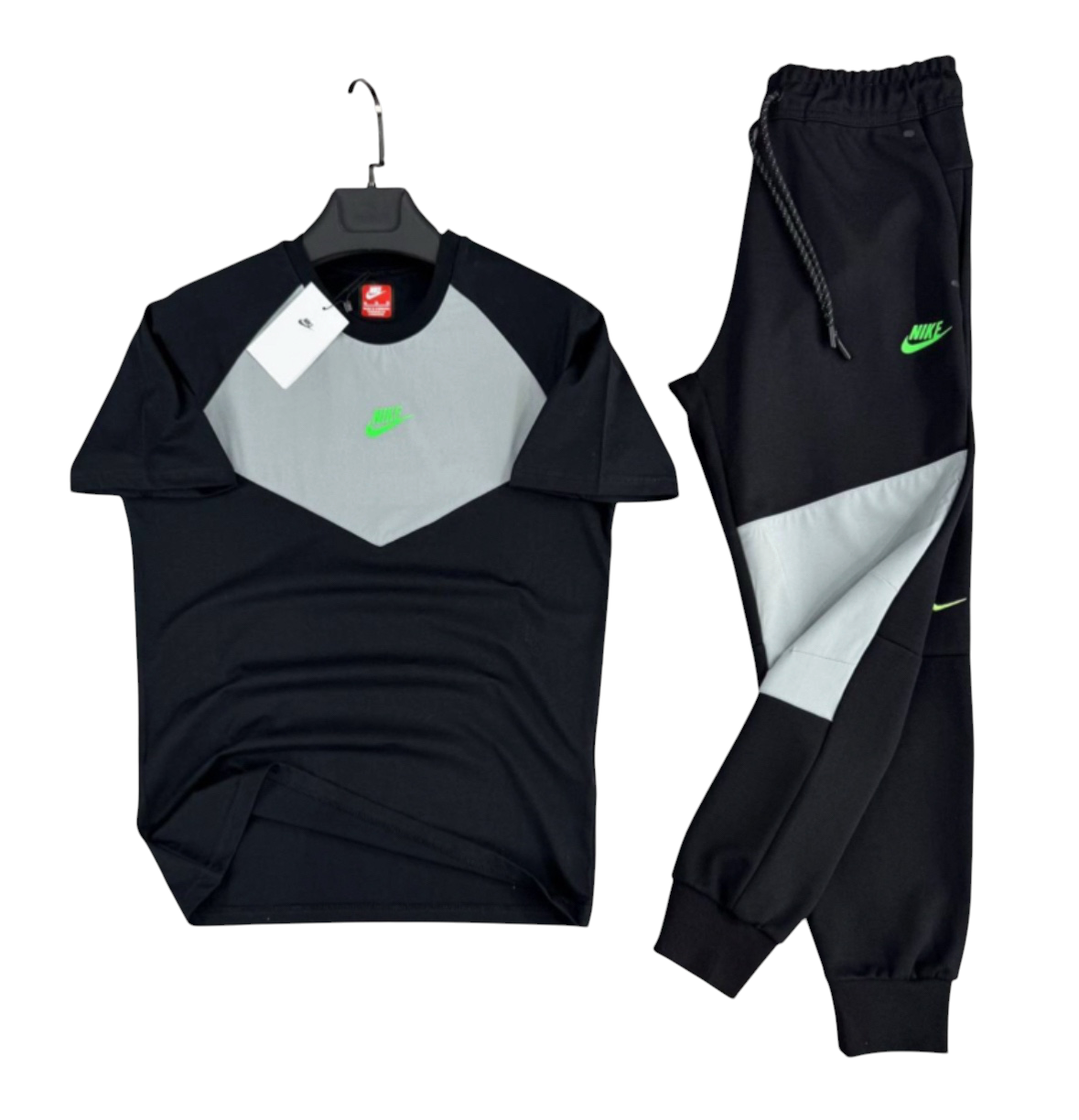 Nike Tech Fleece Paraşüt Kaplama Takım