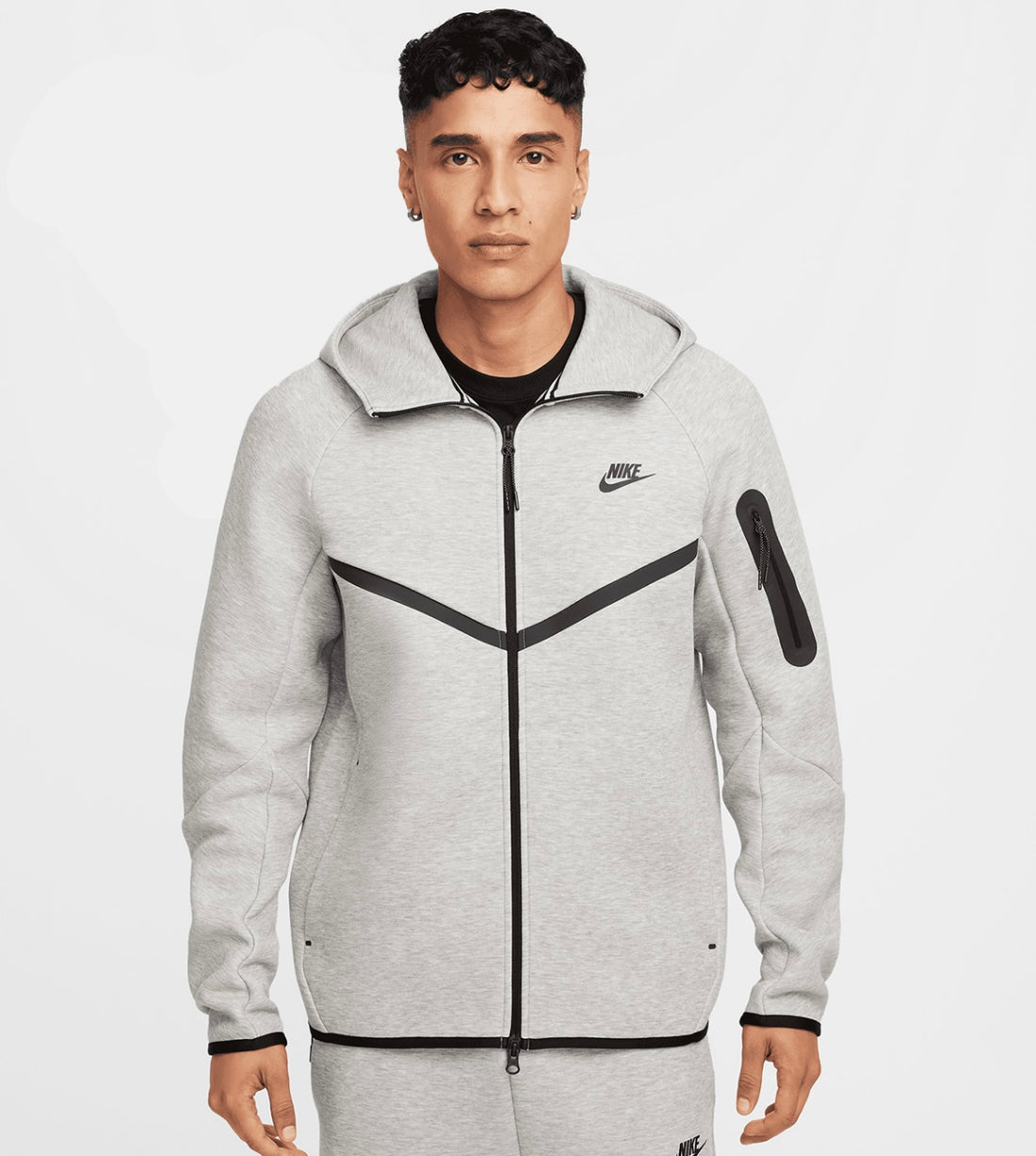 Nike Tech Fleece Premium.