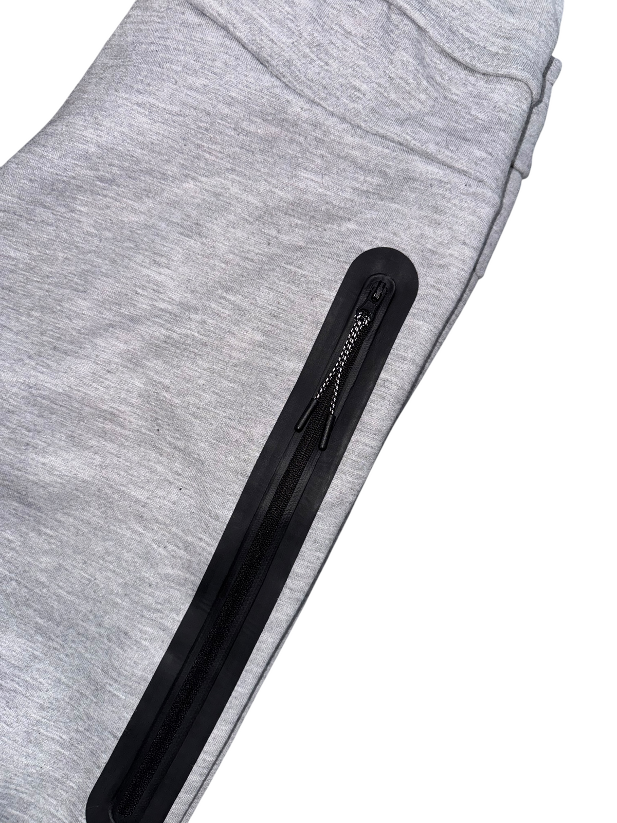 1:1 replia Nike Tech Fleece Premium.