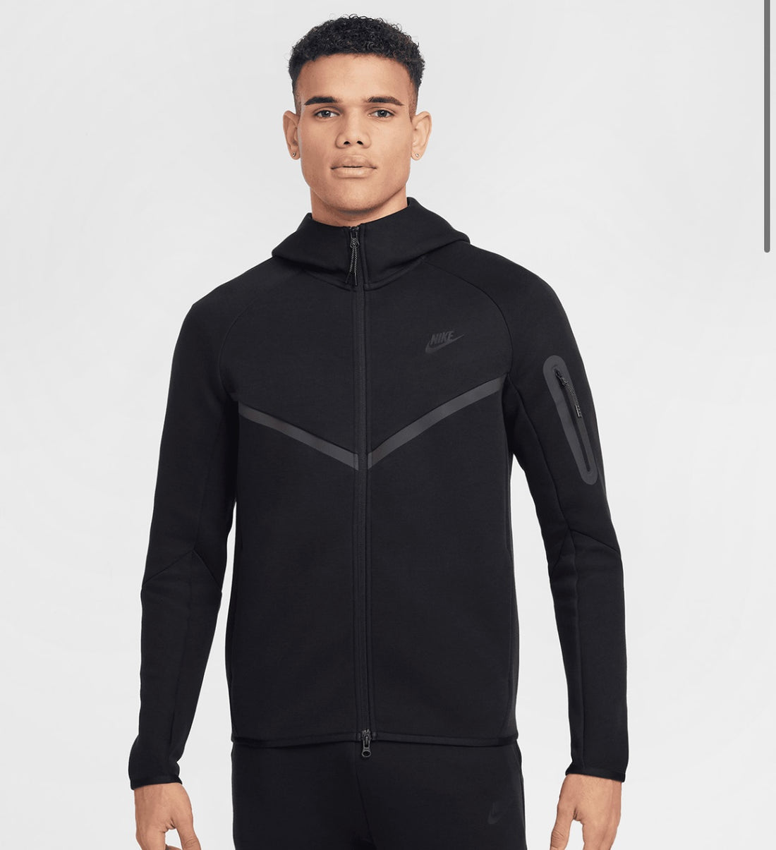 Nike Tech Fleece Premium.