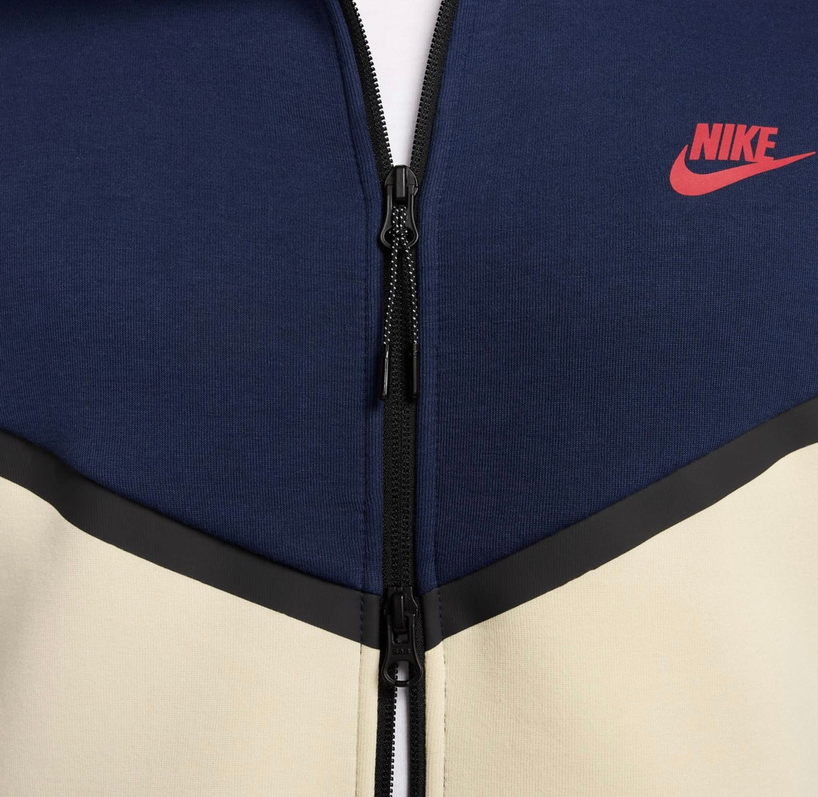1:1 replika Nike Tech Fleece Premium.