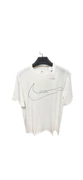 Nike Swoosh Tişört