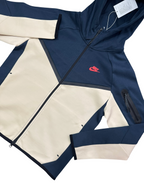 1:1 replika Nike Tech Fleece Premium.